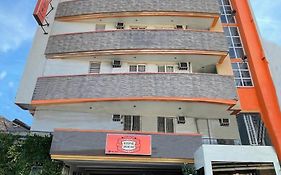 Stone House Hotel Pasay